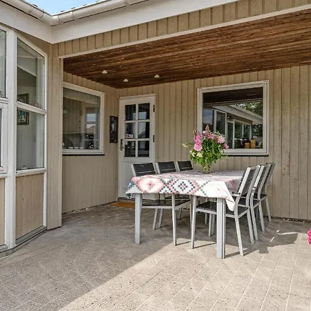 Nice Home In Otterup With Wifi Tatil Evi *