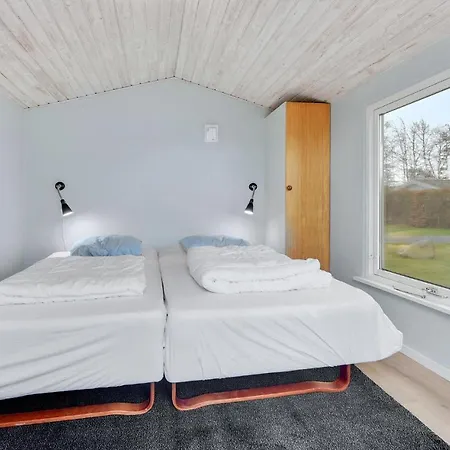 Tatil Evi Nice Home In Otterup With Wifi